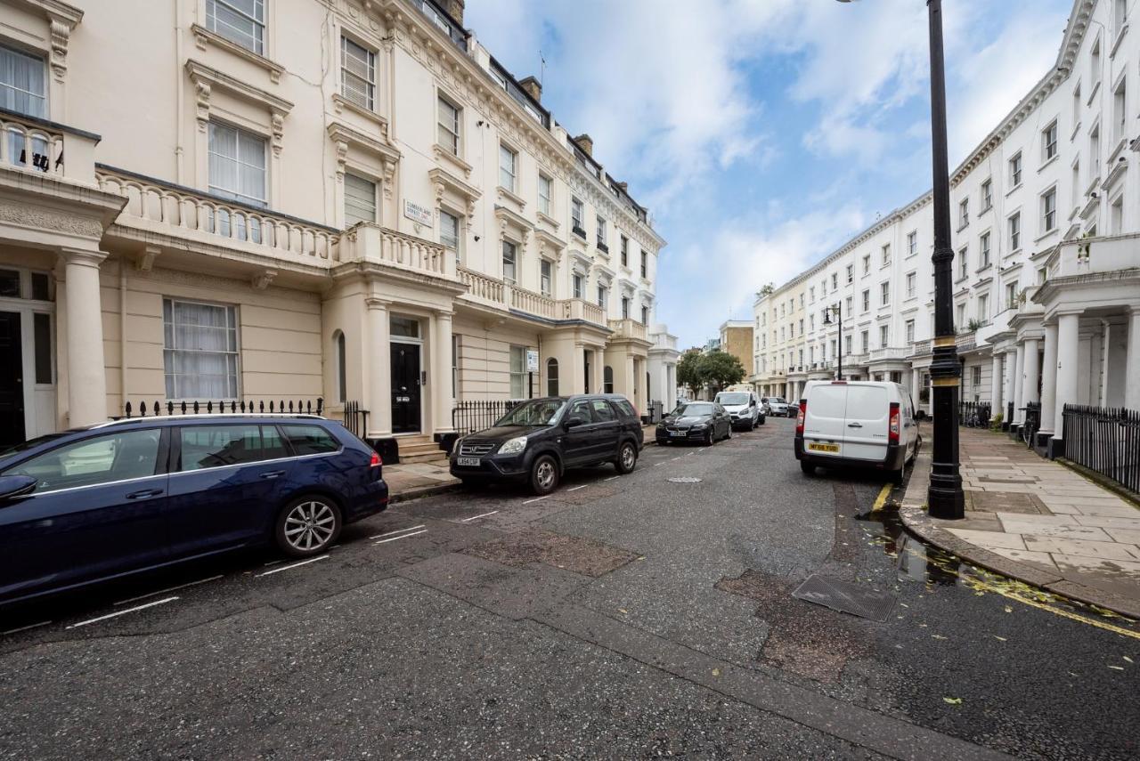 Cumberland Street, Victoria London
